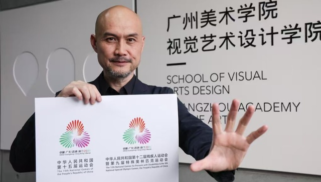 感谢网友“指豚为鸡”——专访“大湾鸡”之父刘平云