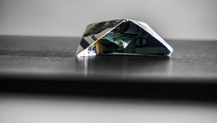 造船业,重组,负债,扭亏,摘帽