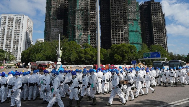 香港大埔火灾失踪名单中144人确认安全，仍有150人失联