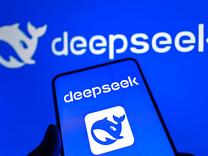 盤前機(jī)會(huì)前瞻|DeepSeek發(fā)布兩款新模型！這幾家公司與DeepSeek在算力支持和業(yè)務(wù)層面深度合作（附概念股）