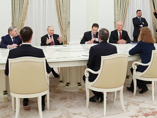 普京与美特使会谈5小时后，俄方拒绝领土问题折中方案