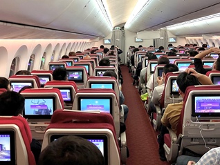 吉祥航空回应飞机锁座约谈，航司“辅助收入”再惹争议