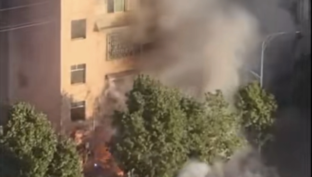 追踪｜亲属：实名举报多个官员的郴州市烟花店主已离世，贷款数百万囤货后多次被要求关店