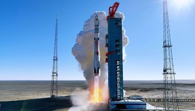 LandSpace reusable rocket reaches orbit on first flight, but recovery attempt fails