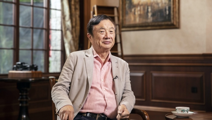 任正非最新发言：华为AI瞄准未来三到五年产业应用，算力过剩不可避免