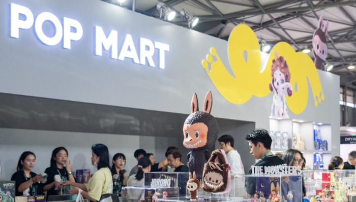泡泡玛特跌超8%，大摩预测明年Labubu收入增速将显著放缓
