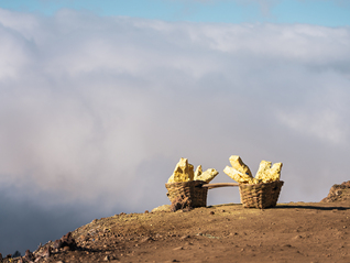 硫磺價格暴漲超320%創(chuàng)新高：誰在助推、誰在承壓？