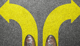 谷歌拿眼镜赌明天，字节让豆包注当下