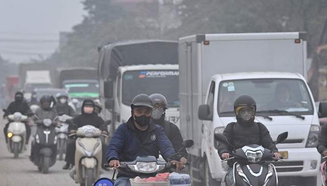 燃油摩托车遍地，河内的冬天成“窒息的季节”
