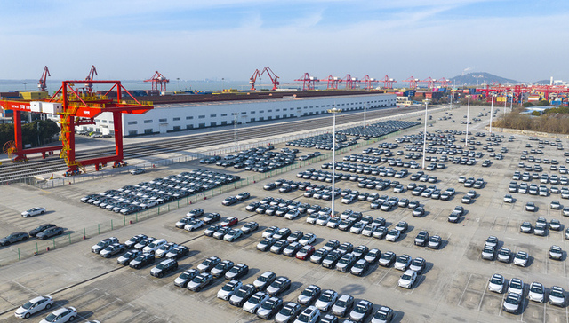 十大关键词回顾2025年中国汽车市场