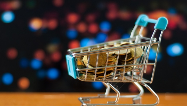 地方新闻精选 | 广西一中职学校7.7万采购22套服装 陕西男子灌面汤杀妻被判死缓