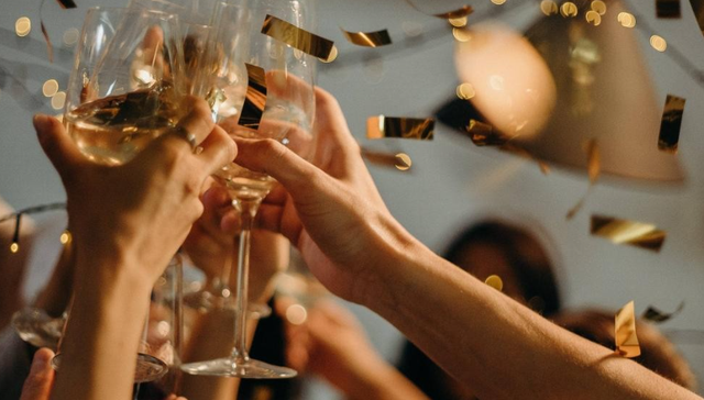 年轻人,白酒,劲酒,