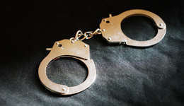 地方新闻精选 | 天津一医院女护士换衣被偷拍案告破 山东一单位司机诈骗700余万被判14年