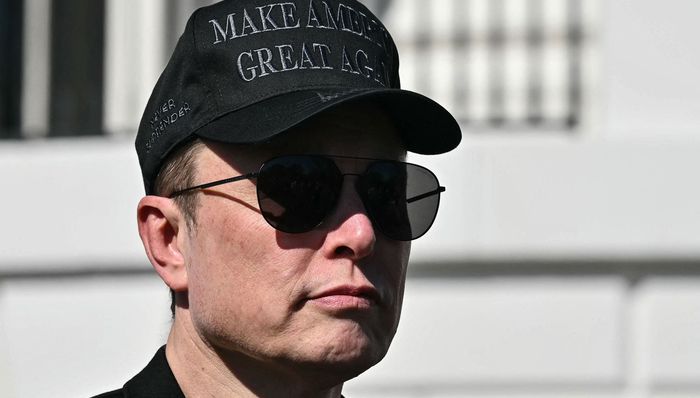 福特收缩电动汽车战略，马斯克称传统燃油车将逐渐消亡