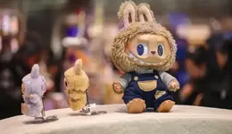 泡泡瑪特沒變，資本先變臉了