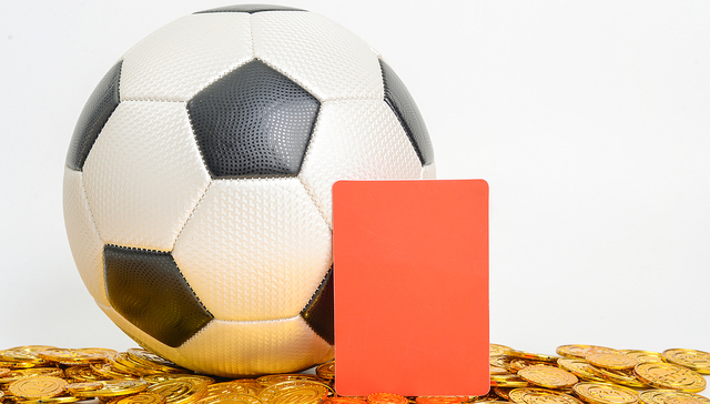 维持10年半有期徒刑，足协纪委原主任王小平受贿二审宣判