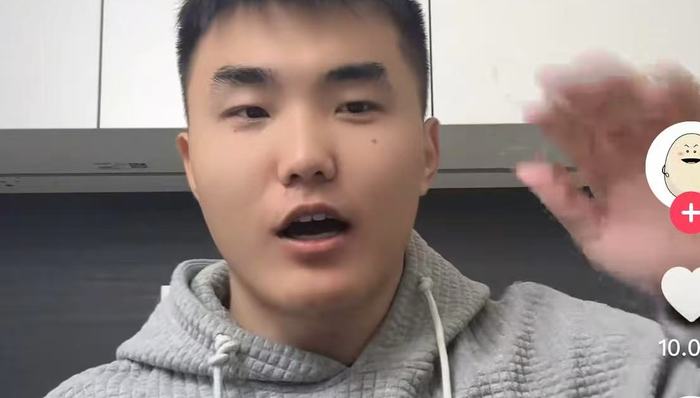 9天涨粉400万，“蛋神”爆火后成立公司、60秒视频报价21万