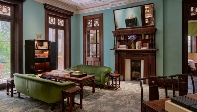 “迷上Prada荣宅”上新冬季菜单，带来节日特别装置的沉浸式体验 | 美味上新