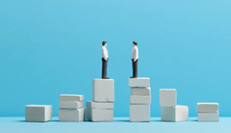 千亿中加基金总经理离职，在任一年半基金规模缩水百亿