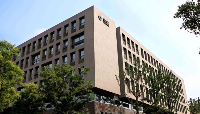 前“南京首富”季昌群巨额钱债案败诉，债务总额或达12亿港元