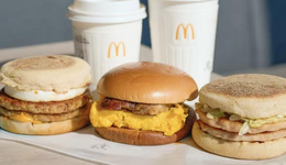 蜜雪翻车、古茗出圈，奶茶店卖早餐究竟有多难