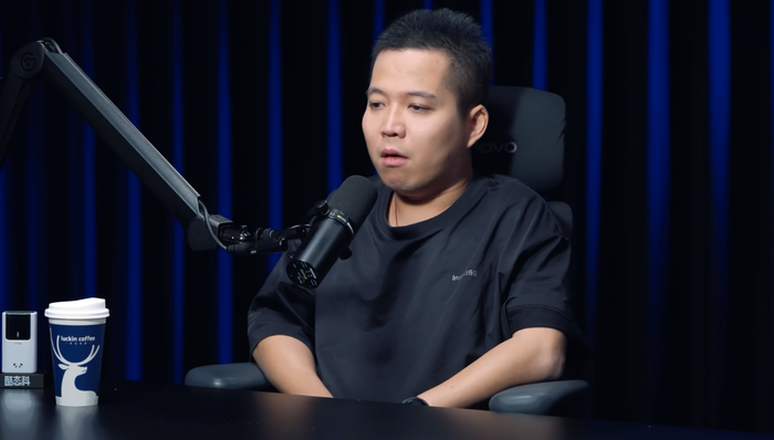 影石创始人刘靖康再谈“向员工撒钱”争议：的确做得不对