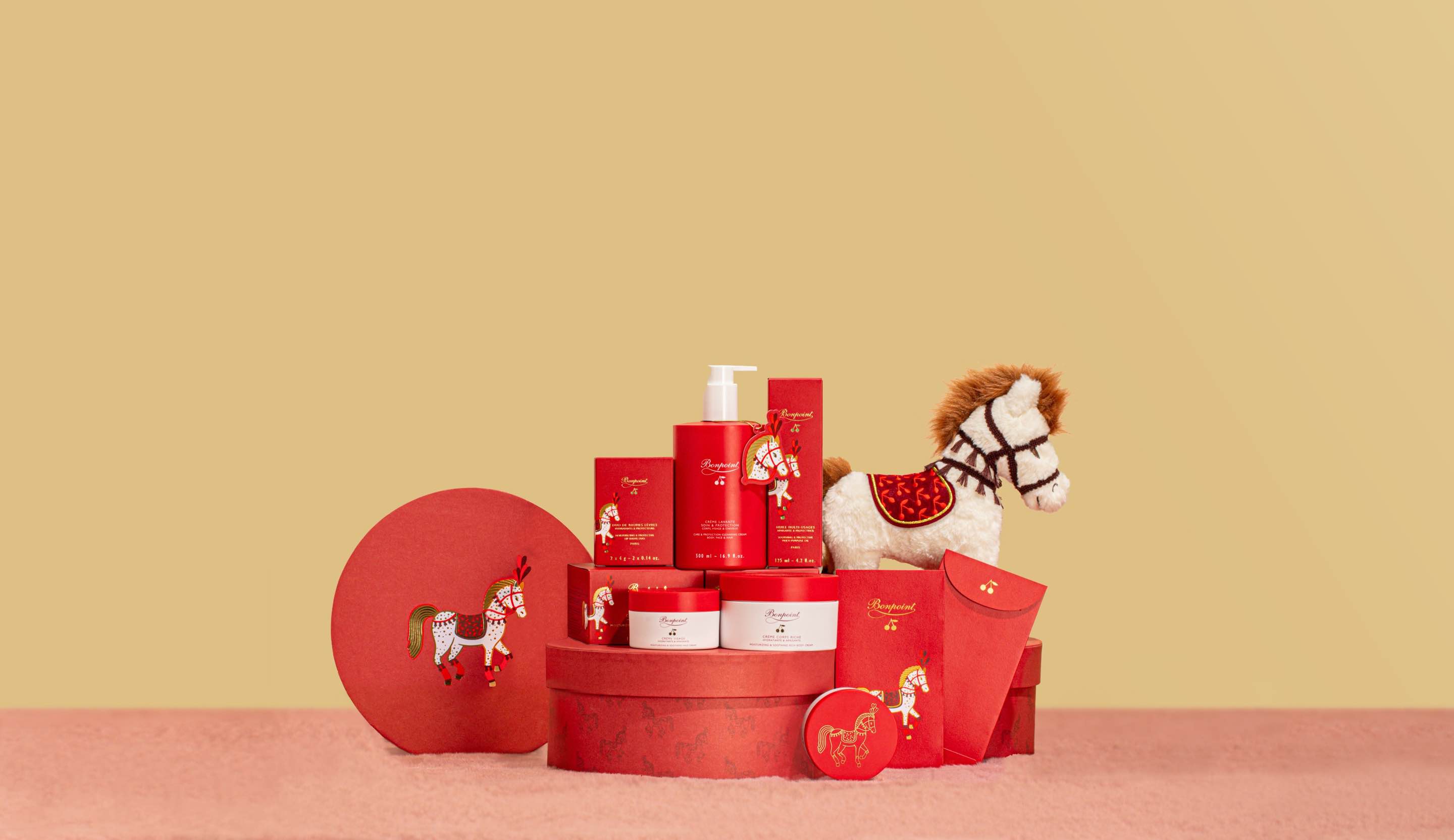 Crybaby特展在上海“柔软”启幕,雅诗兰黛发布全新“胶原建模”精华|是日美好事物|界面新闻 · 时尚