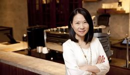 女掌门，撑起中国餐饮半壁江山？