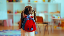 直通部委｜幼儿园学前儿童均须建立学籍 央行出台数字人民币行动方案