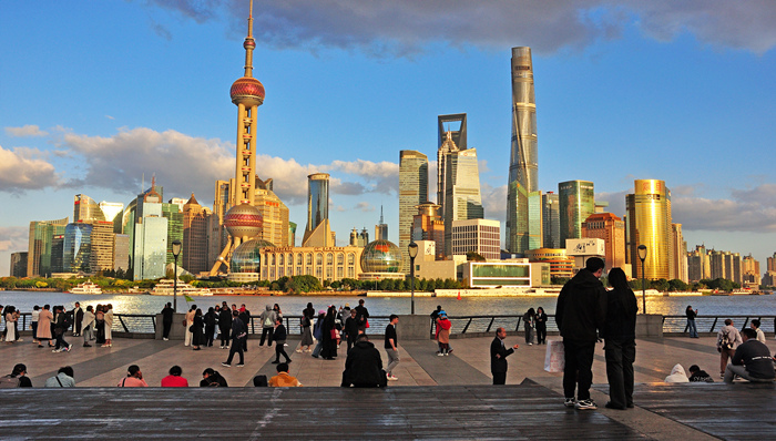 2025上海切片：七个人的年度记忆，一座城的变化纹理