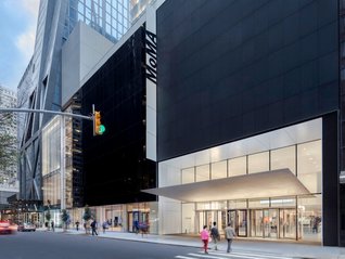 理查米尔与艺术同行