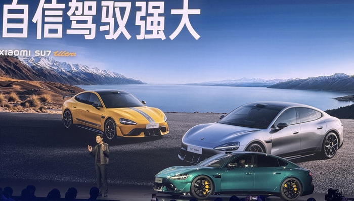 小米发布15 Ultra和SU7 Ultra，万亿市值下的高端化战略怎么走？