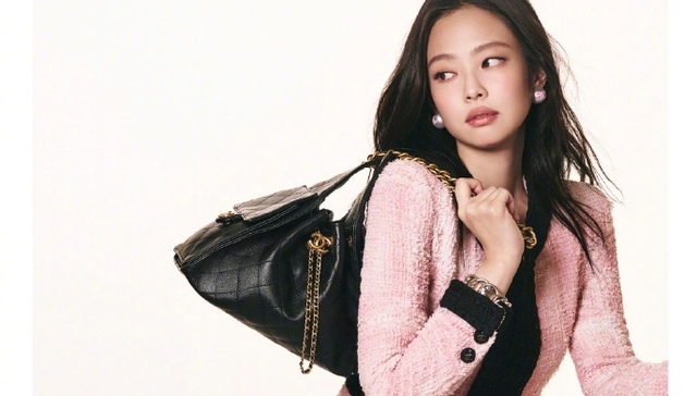 香奈儿发布全新手袋，TOD’S再现意大利夏日风光｜是日美好事物