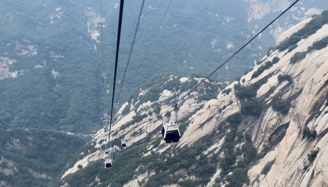 受益旅游行业复苏，三特索道净利增11.34%至1.42亿，营收承压