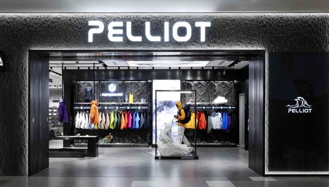 伯希和IPO的底气，远不止是爆款冲锋衣