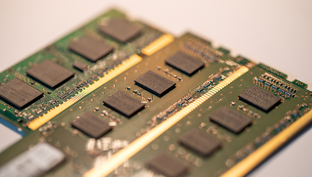 海外大厂减产导致DDR4内存价格飙升