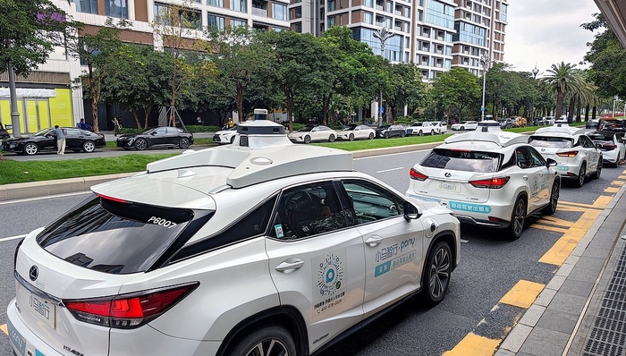 小马智行二季度收入接近翻倍，亏损扩大因Robotaxi研发费用增加