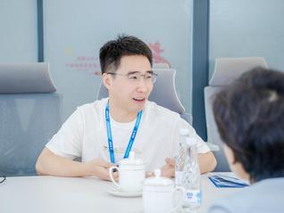 专访鱼泡直聘创始人周峰：离老大哥还差得远，但谁不想做第一？