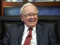 95歲的“股神”巴菲特正式退休，卸任伯克希爾·哈撒韋CEO