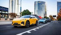 新造车2025年复盘：零跑登顶，小鹏逆袭，理想遇挫