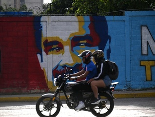 美国与委内瑞拉有何恩怨？