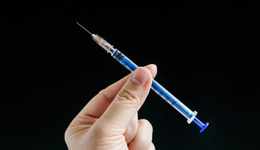 重组胶原三足鼎立成型，2025医美再生抗衰注射剂爆发式增长