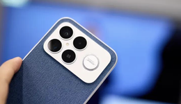 中端手机拼命“旗舰化”