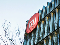 全年交付41万辆车，舆情打“懵”雷军？