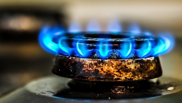 【评论】破解华北农村取暖困局，完善补贴机制应是当务之急