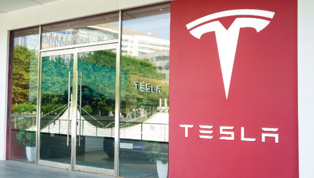 单日大跌4.14%，特斯拉市值一夜蒸发超4300亿元