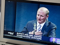 伯克希爾新CEO年薪達(dá)2500萬(wàn)美元，是巴菲特的250倍