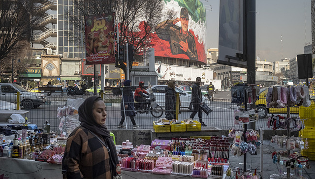 伊朗全境实施网络管制，特朗普再次就该国骚乱发出威胁