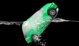 放下直营执念，新能源车企扎堆拥抱经销商