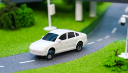 2025汽车市场的“龙门一跃”：油退电进，全球登顶